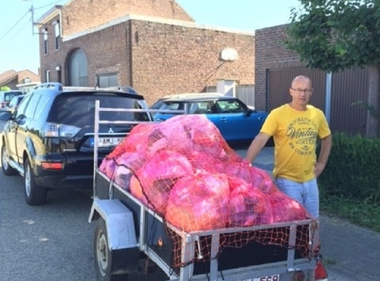 N-VA Zoutleeuw brengt afval van inwoners gratis naar het containerpark
